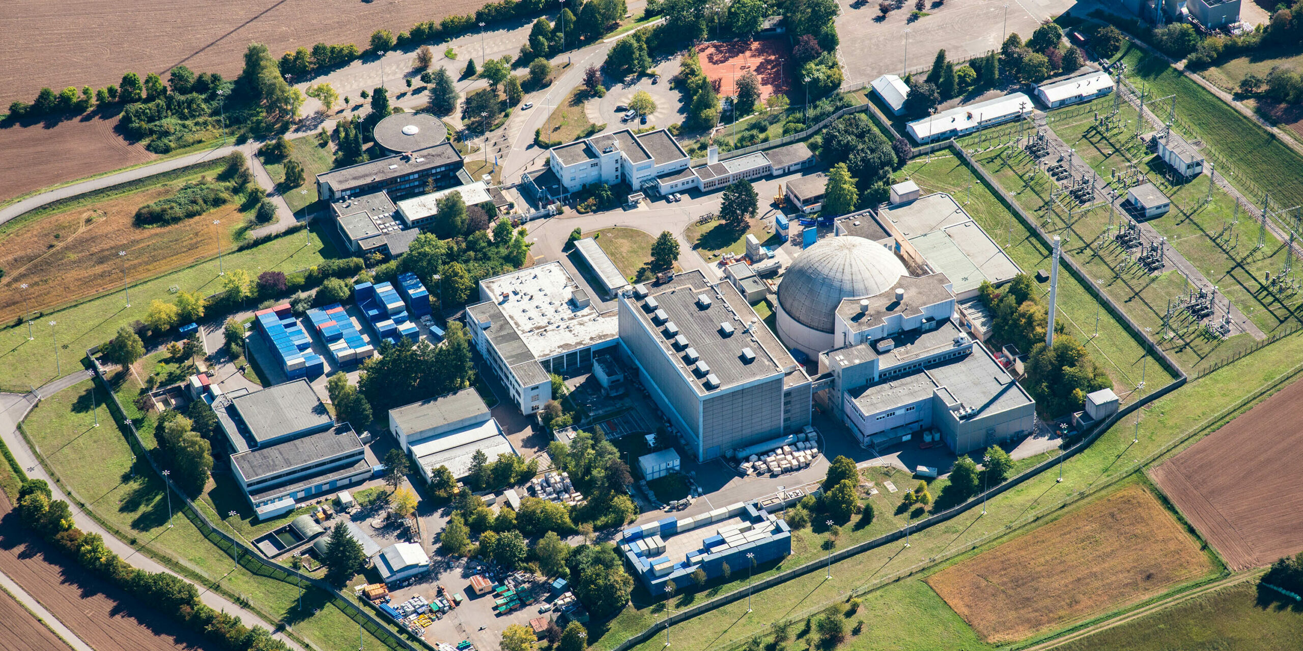 Luftbildaufnahme des Atomkraftwerk Obrigheim